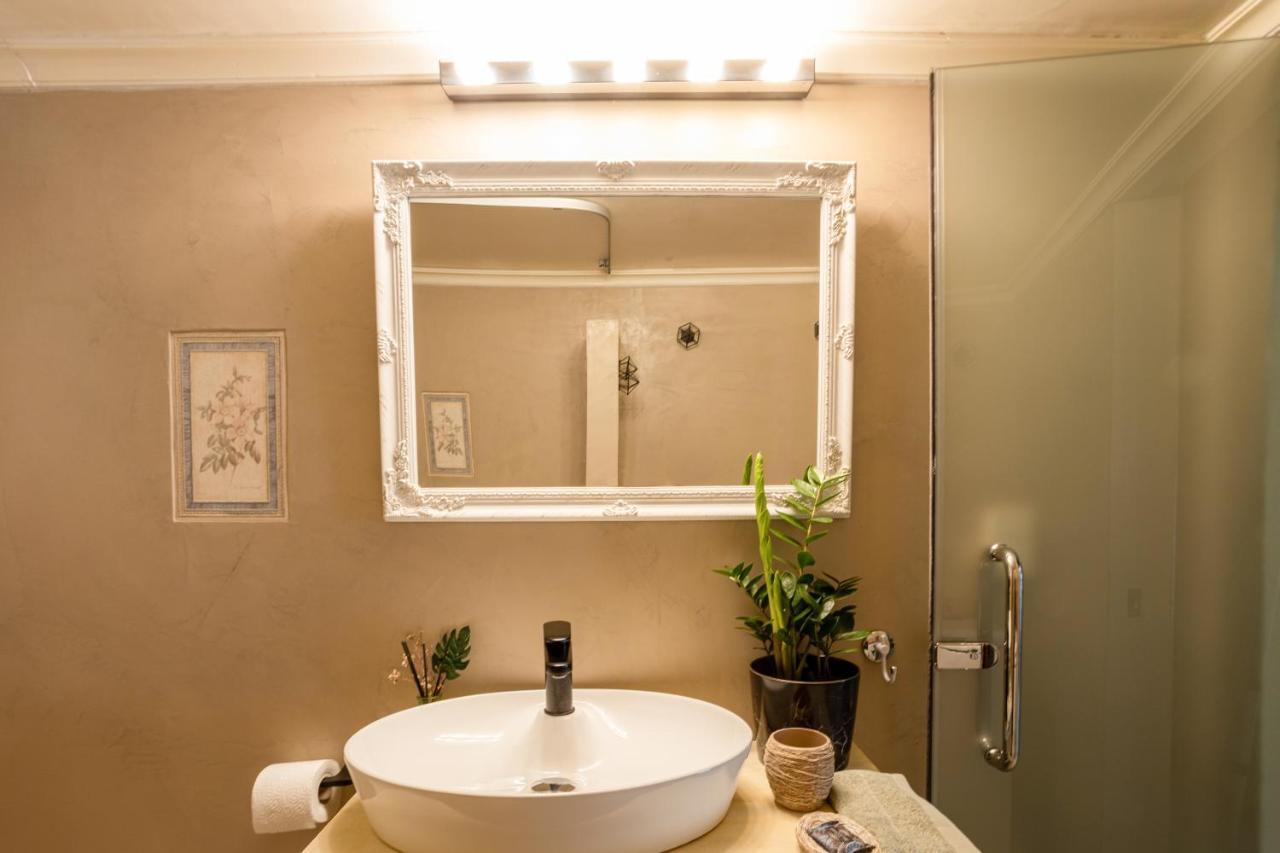 Athinas Apartment Пірей Екстер'єр фото